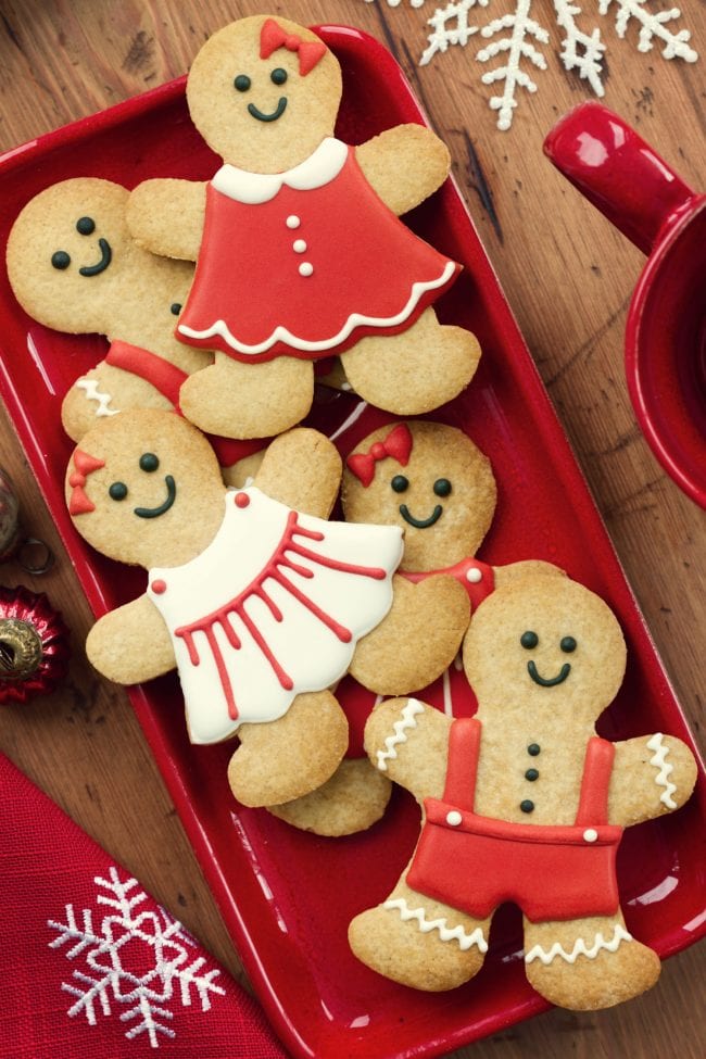 12 Gingerbread People